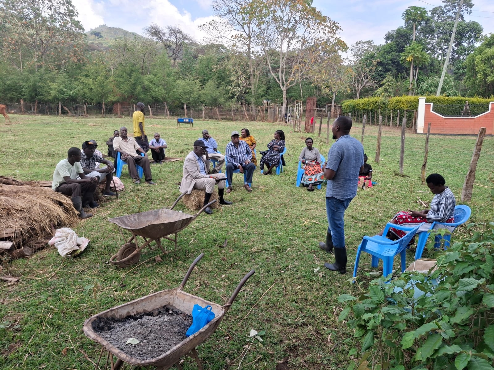 BUILDING HEALTHY SOILS AND RESILIENT FARMS